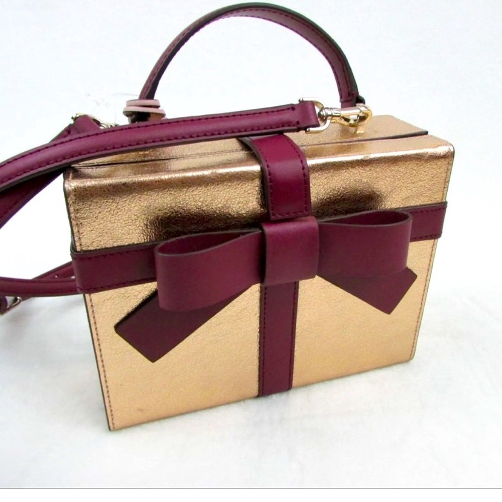 Kate Spade wrapping party gift box present Crossbody bag NWT Novelty - Picture 5 of 16